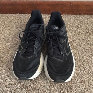 New Balance Vongo V5 running shoes